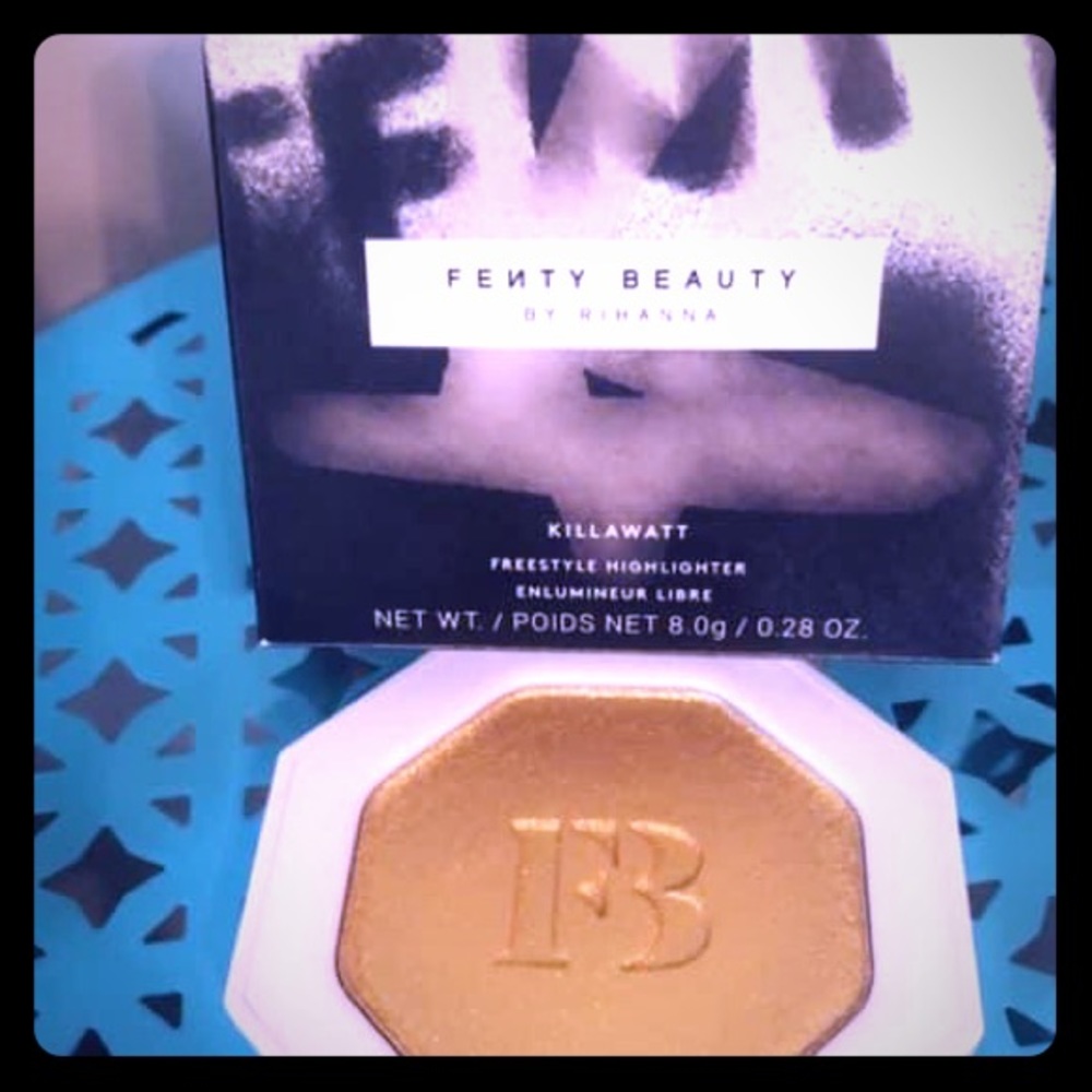 Fenty trophy wife highlighter